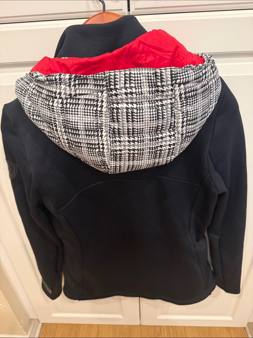Alp N Rock Black White Red Quilted Hooded Jacket - Picture 5 of 5